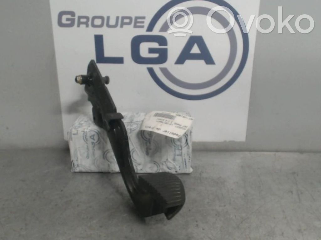 Peugeot 207 Pédale de frein 