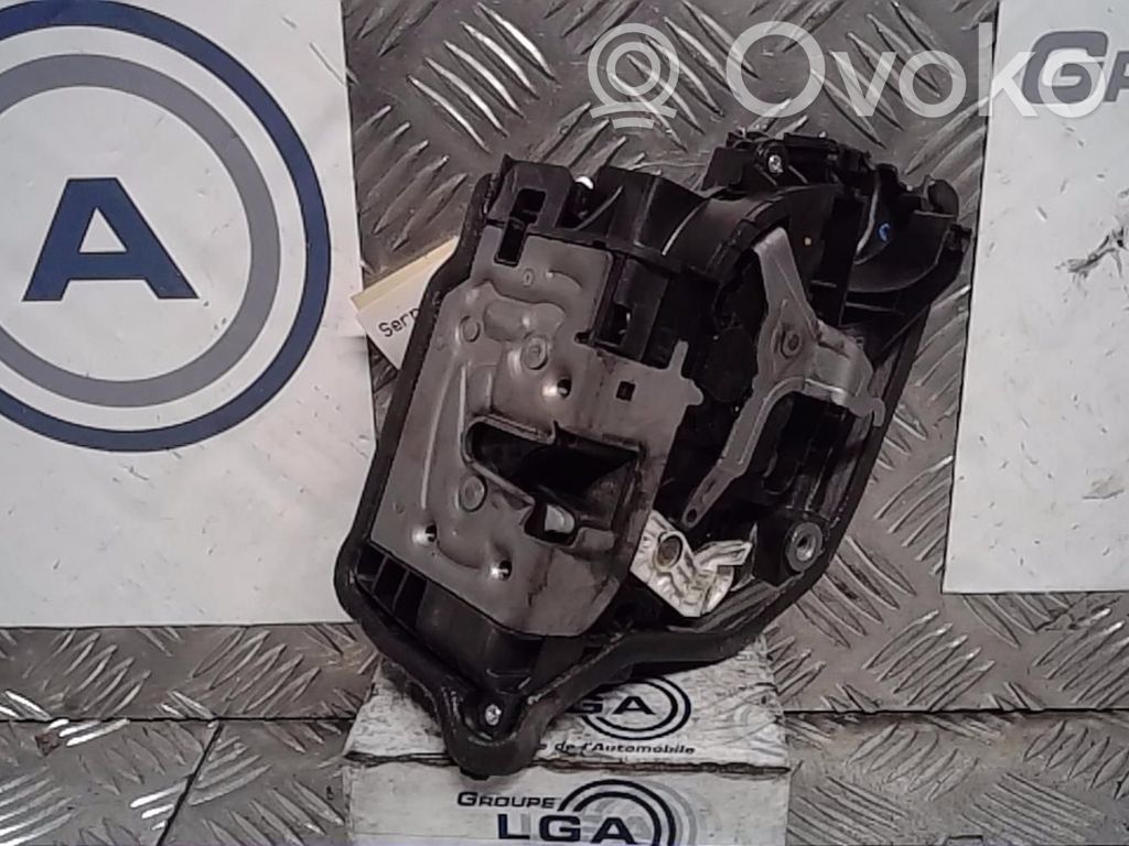 BMW 2 F45 Etuoven lukko 