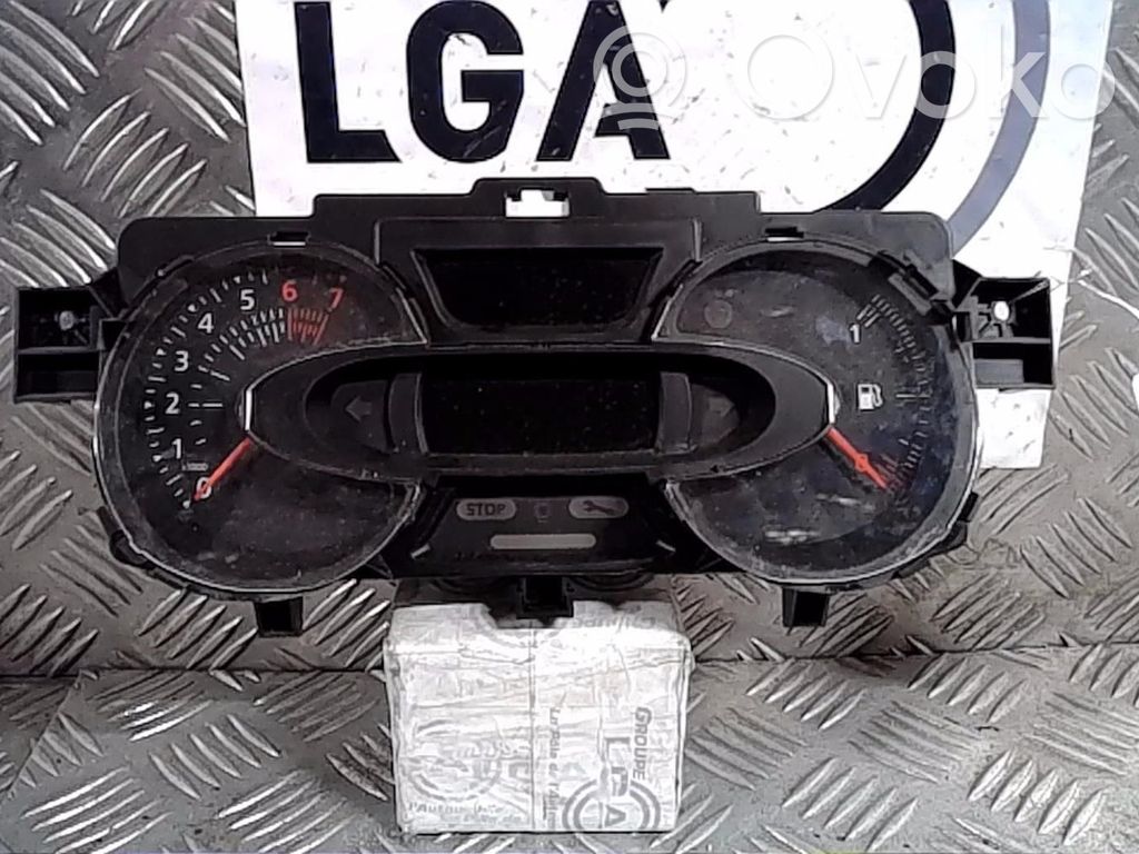 Renault Captur Speedometer (instrument cluster) 