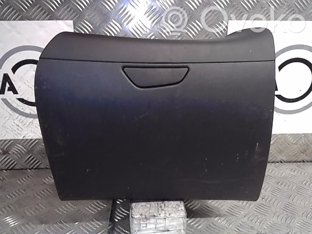 Renault Captur Glove box set 