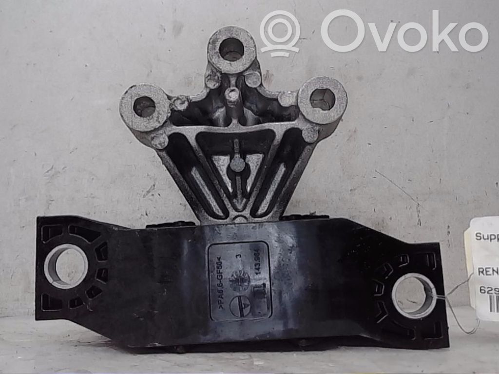 Renault Zoe Engine mount bracket 