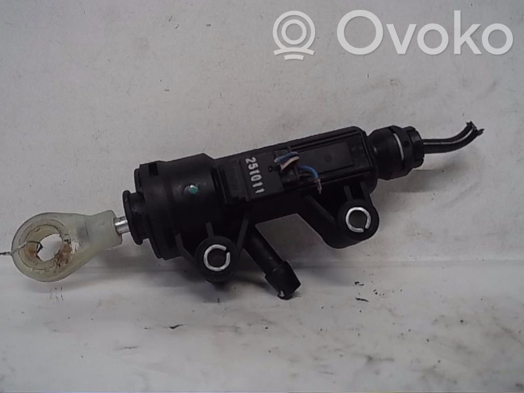 BMW 1 F20 F21 Kytkimen apusylinteri 