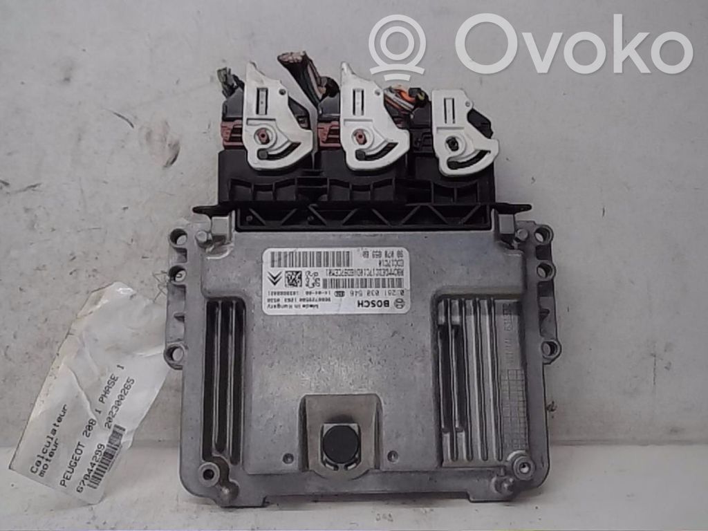 Peugeot 208 I Engine control unit/module 