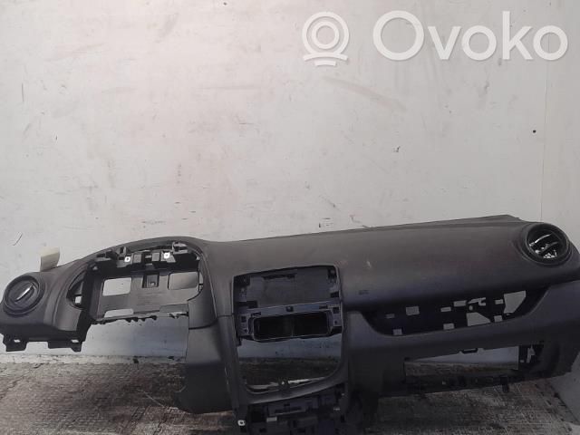 Renault Clio IV Panel de instrumentos 