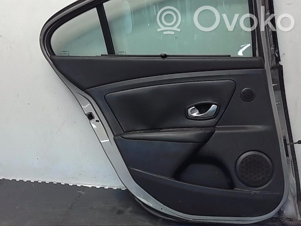 Renault Fluence Puerta trasera 
