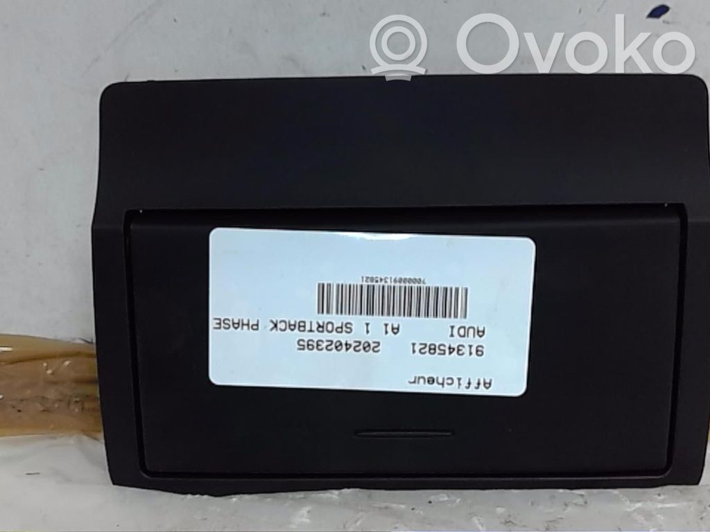 Audi A1 Screen/display/small screen 