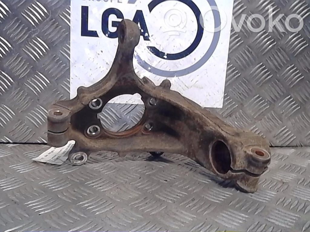 Nissan Qashqai Zwrotnica koła przedniego 