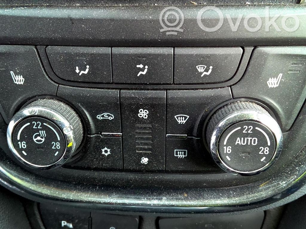 Opel Mokka Climate control unit 