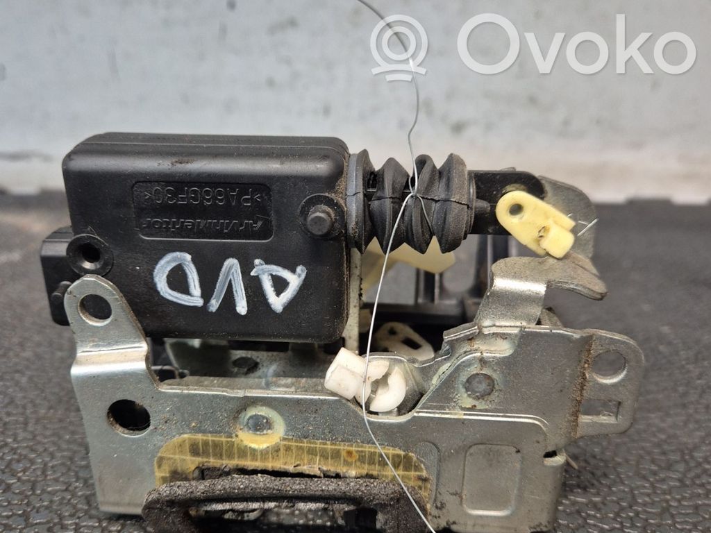 Dacia Duster Etuoven lukko 