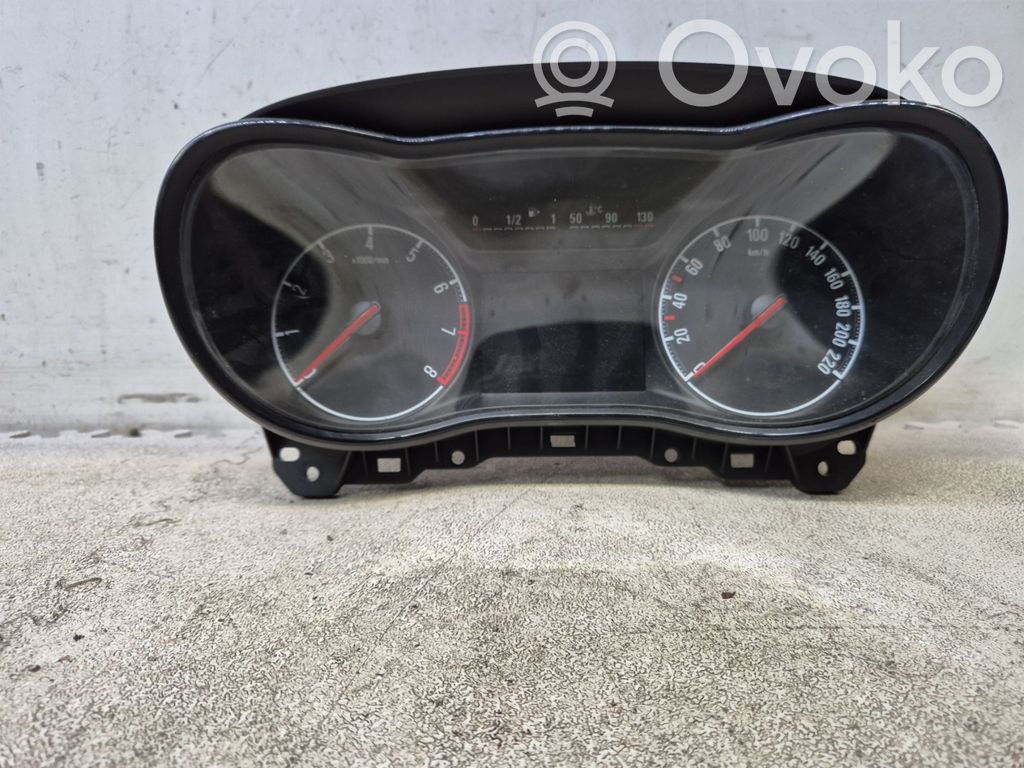 Opel Corsa E Speedometer (instrument cluster) 