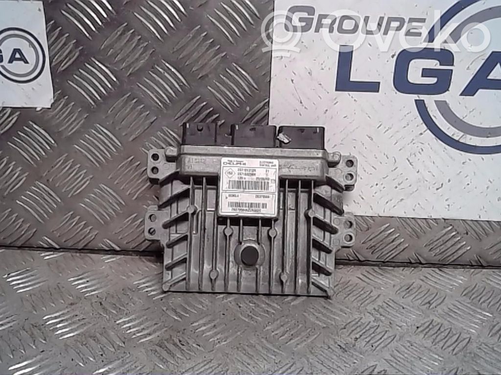 Renault Twingo II Engine control unit/module 