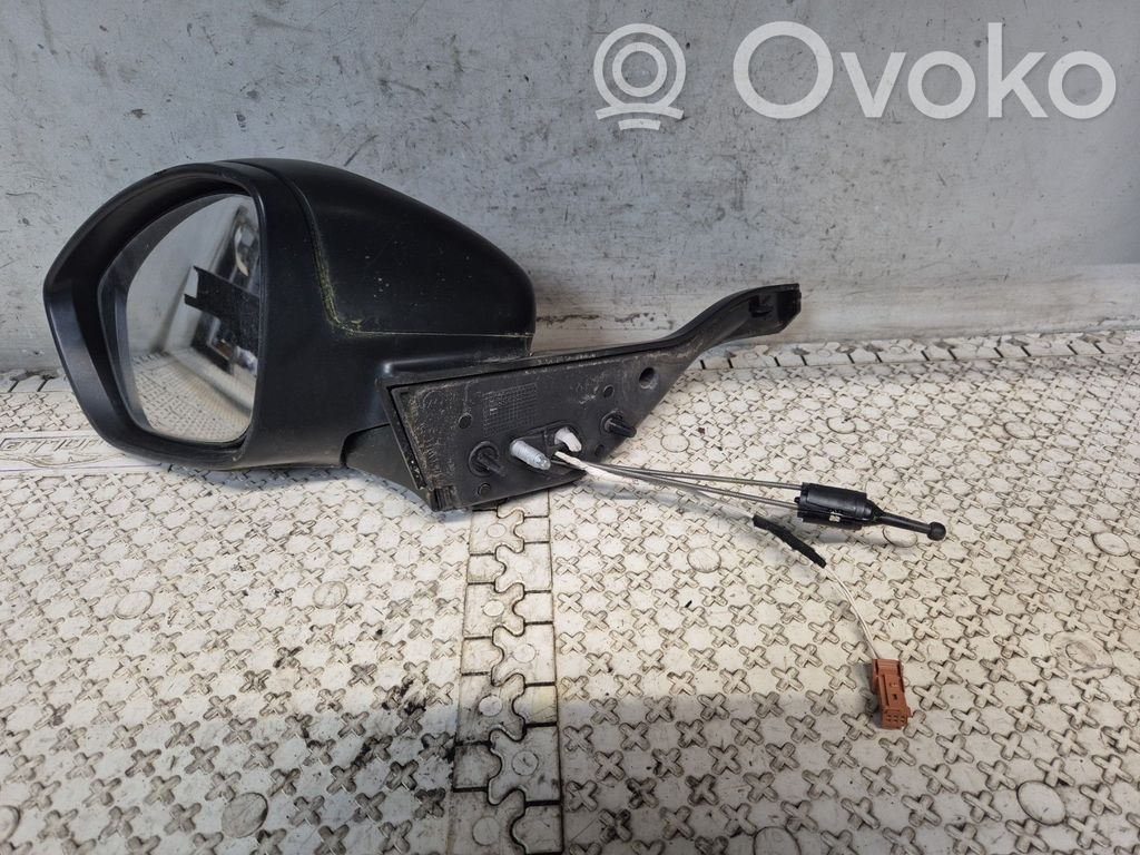 Peugeot 208 I Oglindă exterioară manuală 