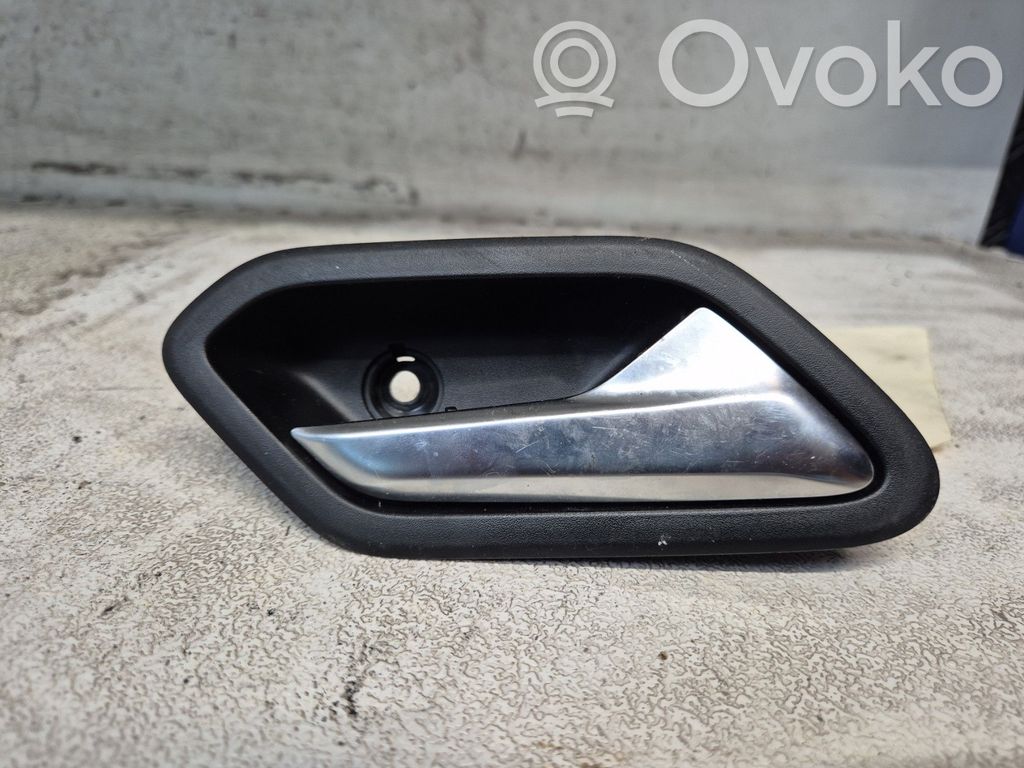 Dacia Duster II Manecilla interna puerta delantera 