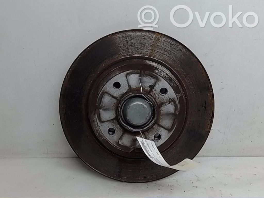Cubo de rueda trasera   517637