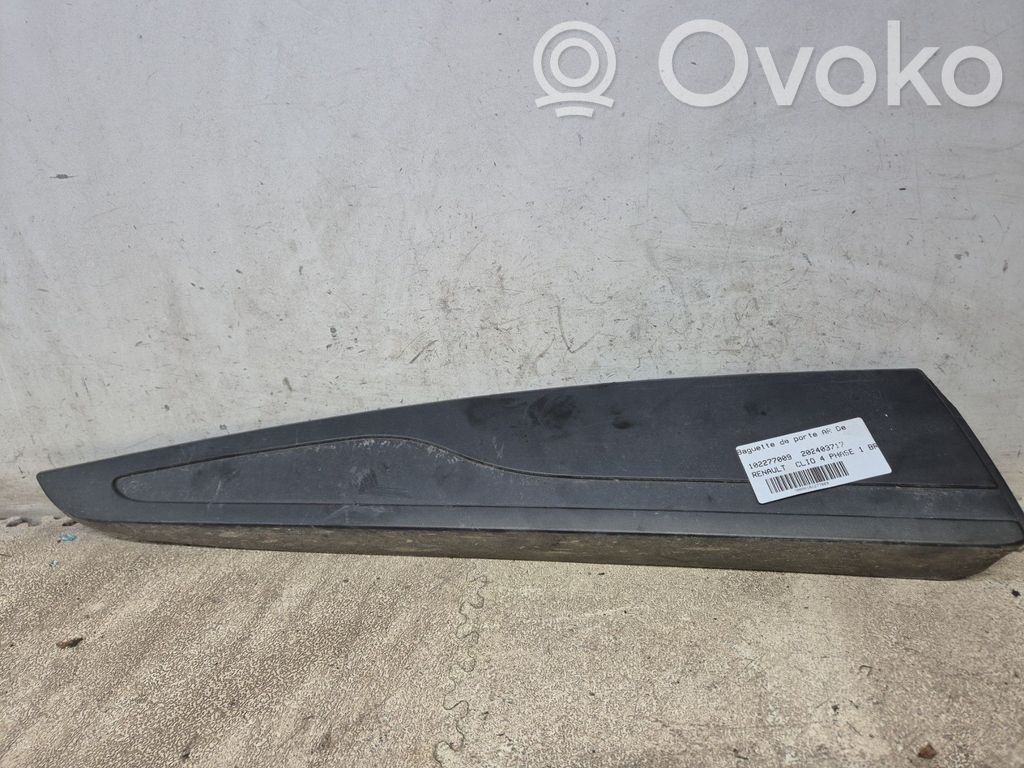 Renault Clio IV Mască ușă spate (turnată)
