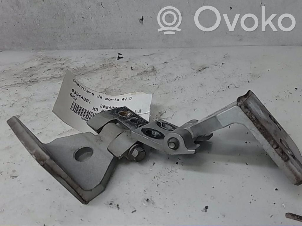 BMW X3 E83 Front door upper hinge 