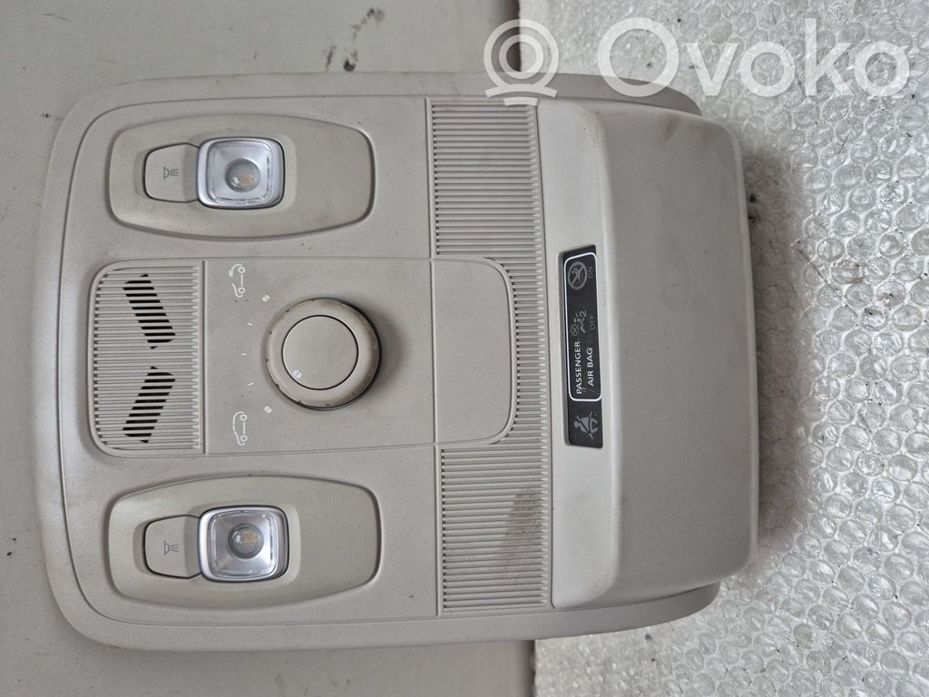 Renault Megane IV Front seat light 