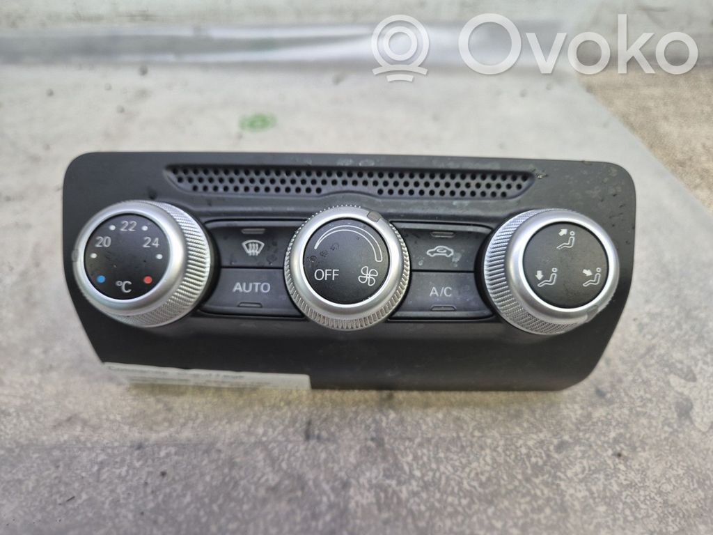 Audi A1 Climate control unit 