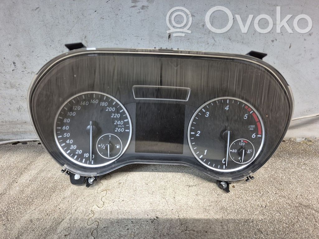 Mercedes-Benz B W246 W242 Vitezometru (grup de instrumente) 