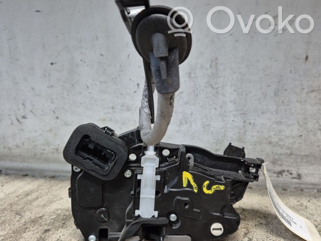 Volkswagen Polo VI Zamek drzwi tylnych 