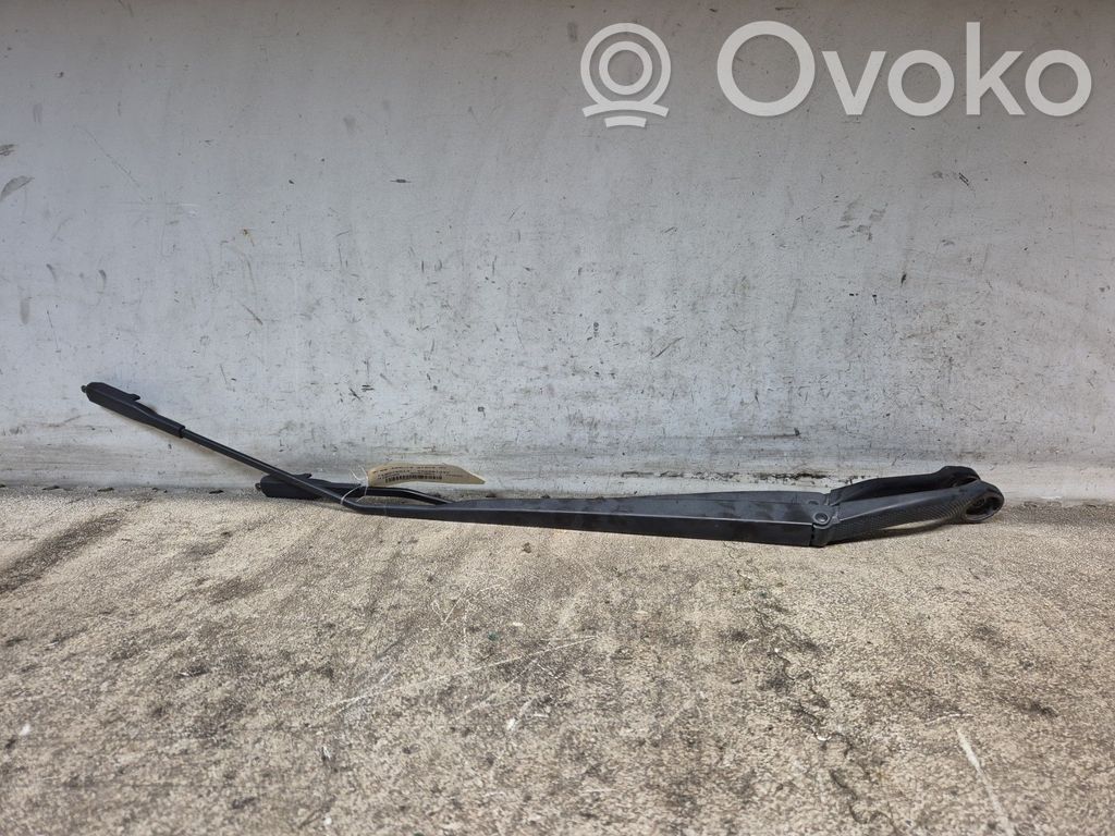 Nissan Qashqai Braț ștergător față 