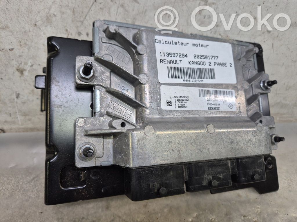 Renault Kangoo II Engine control unit/module 