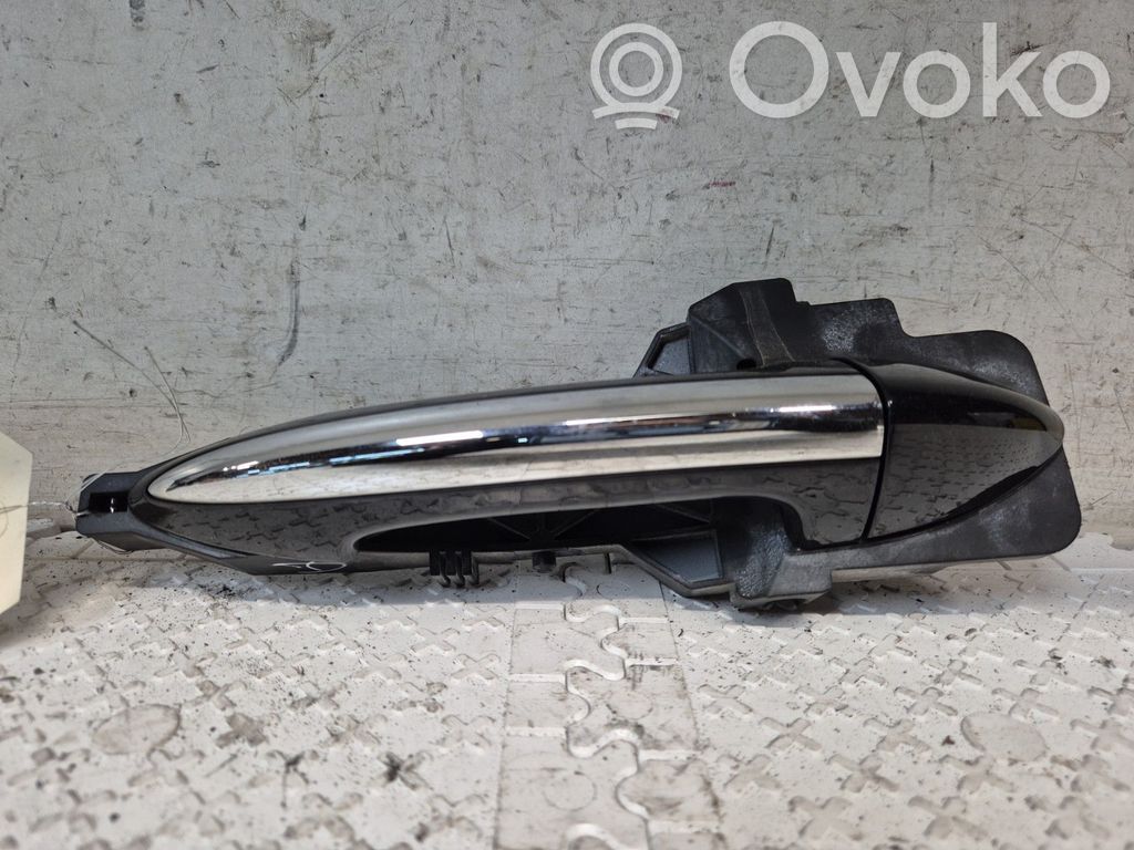 Hyundai ix20 Manecilla externa puerta delantera 