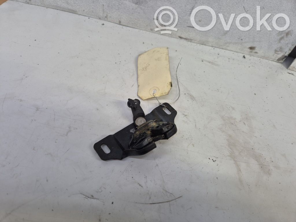 Peugeot 405 Tailgate/trunk/boot lock/catch/latch 