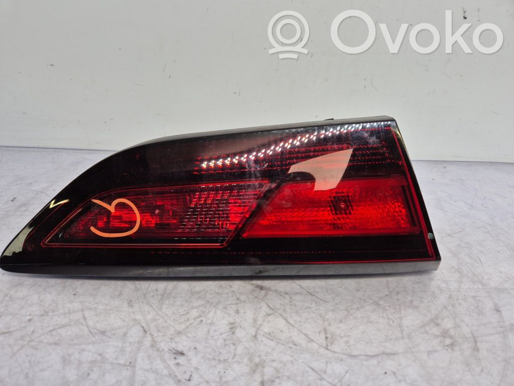 Opel Astra K Takaluukun takavalot 