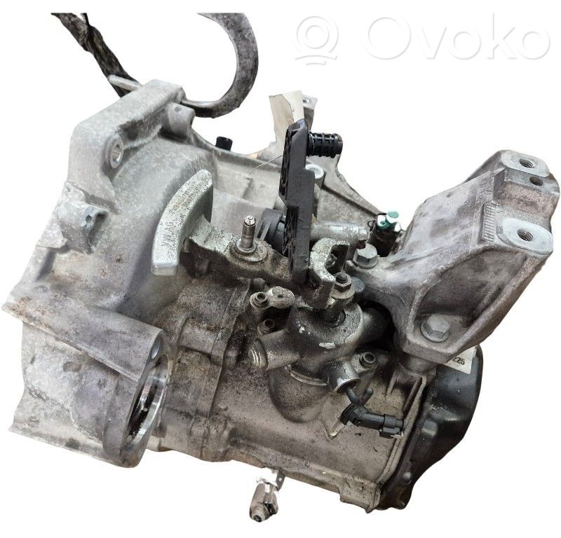 Volkswagen Polo VI Automatic gearbox 