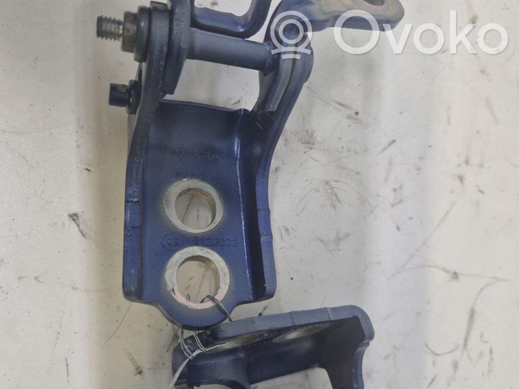 Renault Captur II Front door upper hinge 
