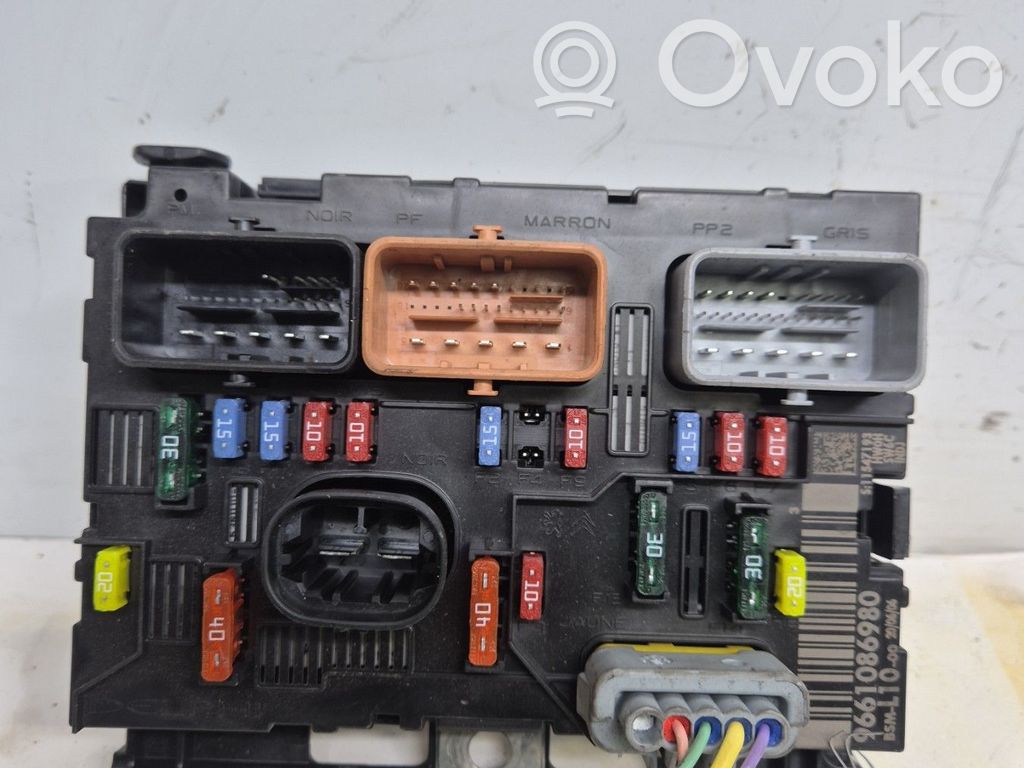 Peugeot 207 BSM Control unit 
