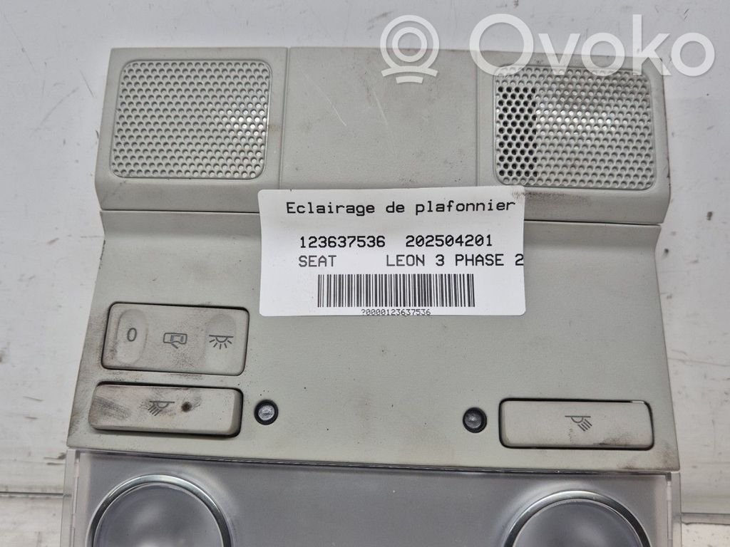 Seat Leon (5F) Etuistuimen valo 