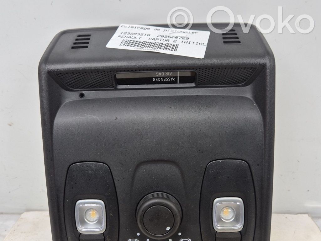 Renault Captur II Front seat light 