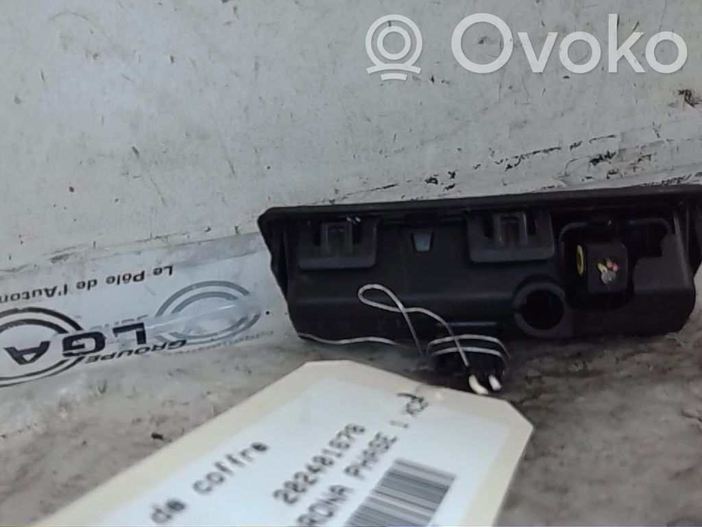 Seat Arona Tailgate opening switch 
