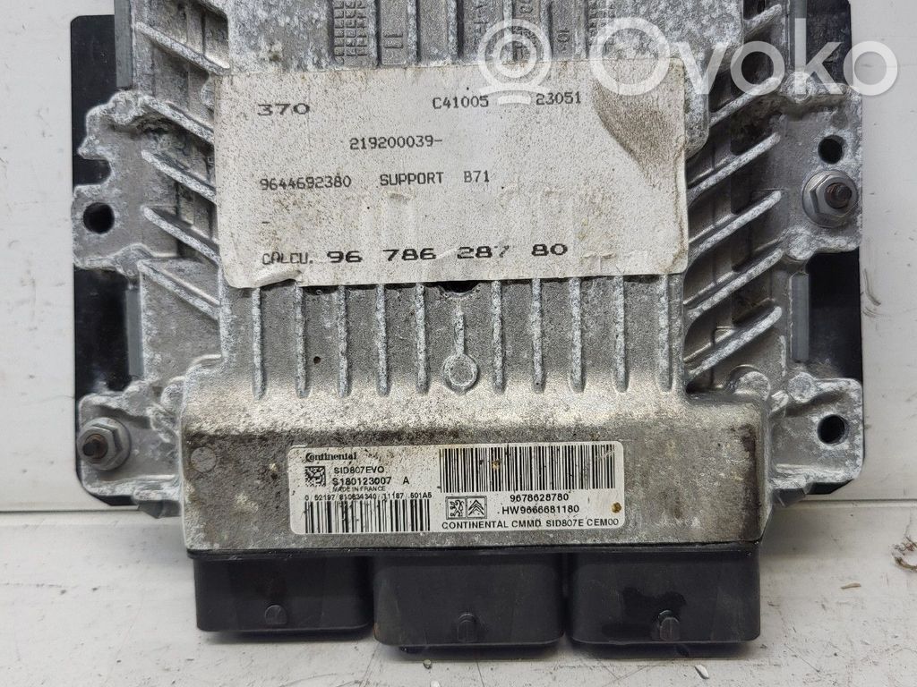 Citroen C4 II Engine control unit/module 