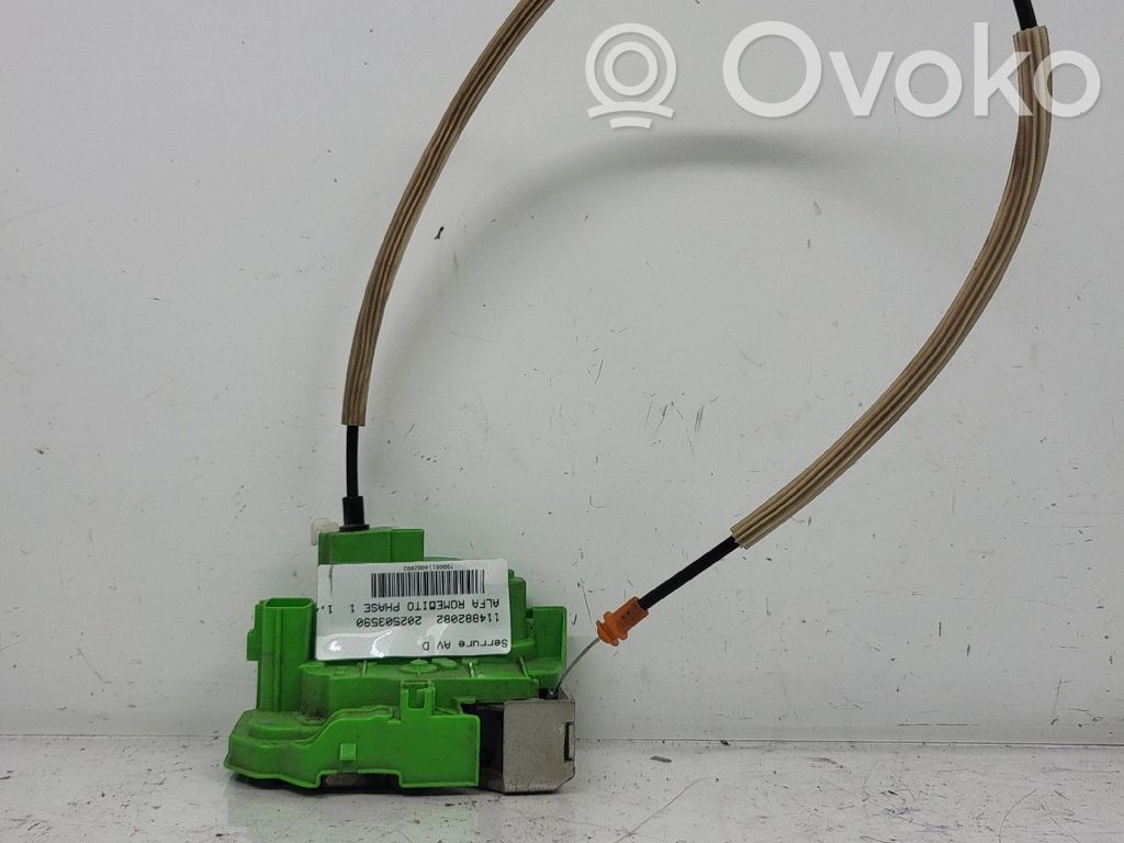 Alfa Romeo Mito Priekšpusē slēdzene 