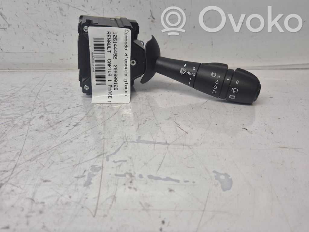Renault Captur Wiper control stalk 