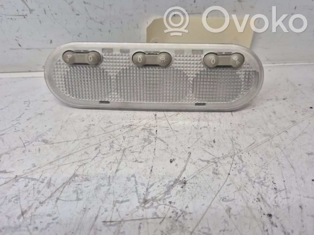 Nissan Qashqai Front seat light 