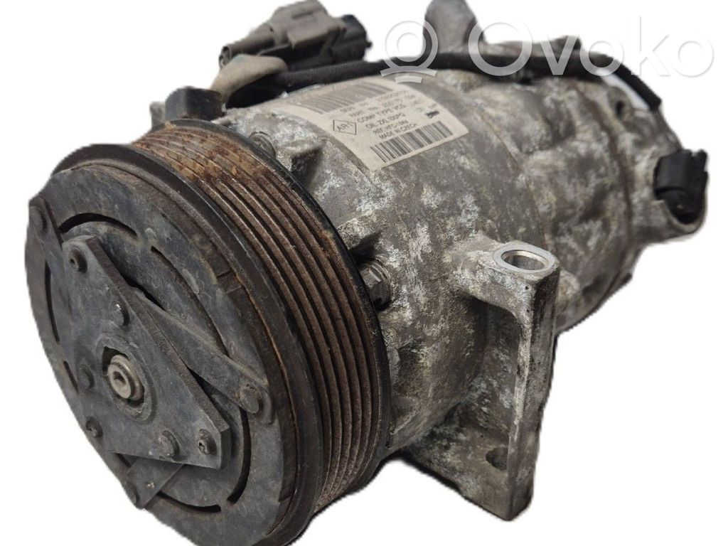 Renault Clio IV Air conditioning (A/C) compressor (pump) 