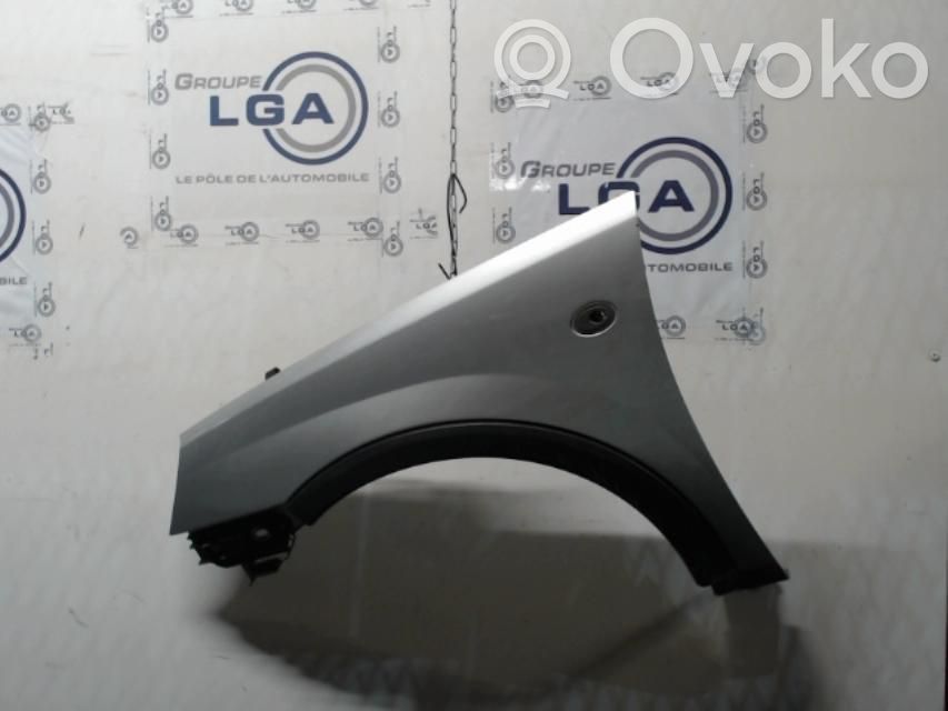 Opel Corsa C Guardabarro 
