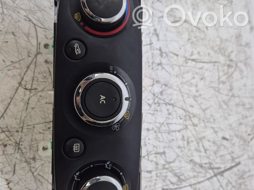 Renault Clio IV Unitate control climatizare 