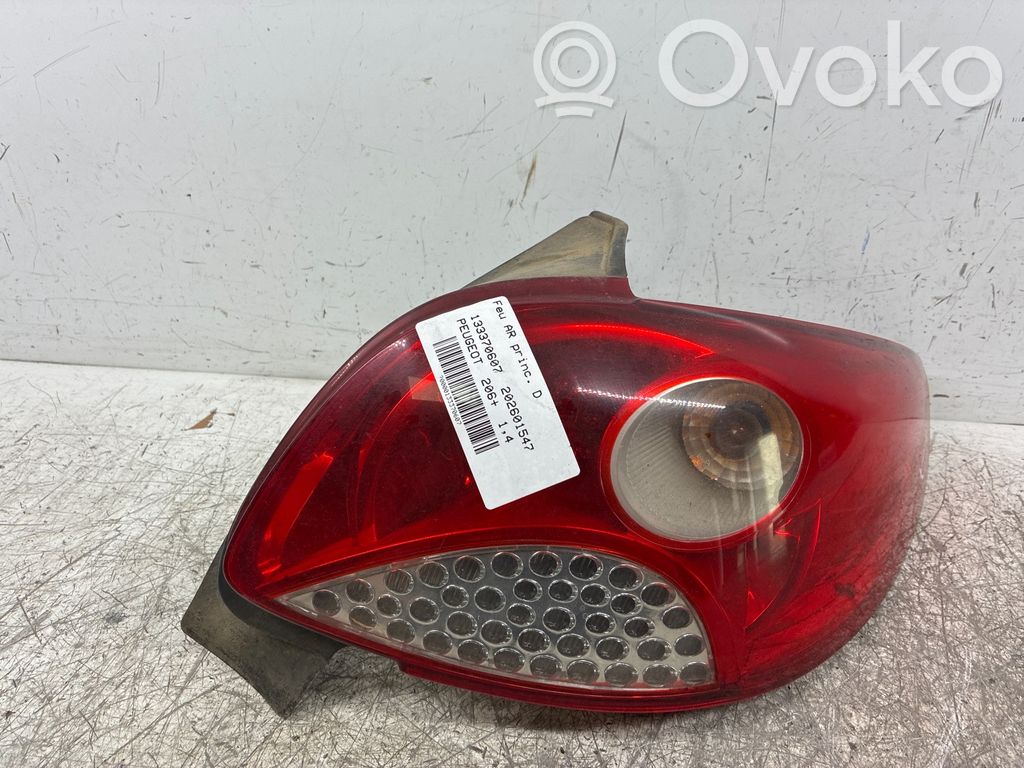Peugeot 206+ Luz trasera/de freno