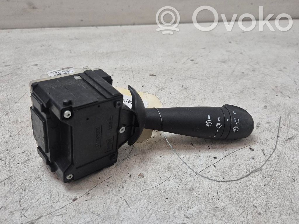 Renault Twingo III Schalter Hebel Scheibenwischer 