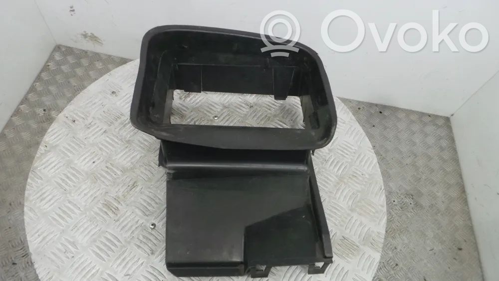 Renault Clio IV Pavarų perjungimo svirties apdaila (plastikinė) 