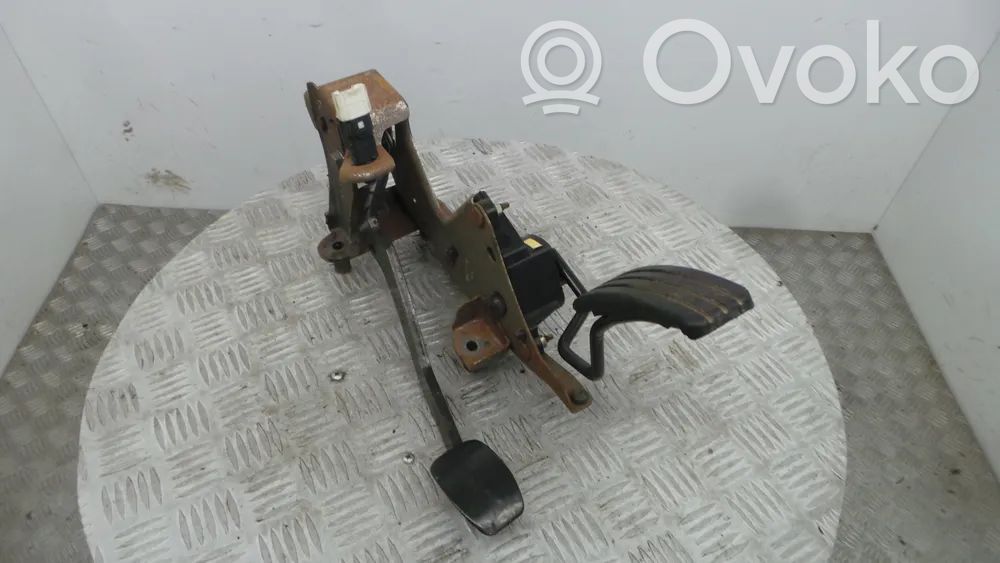 Renault Clio III Brake pedal sensor switch 