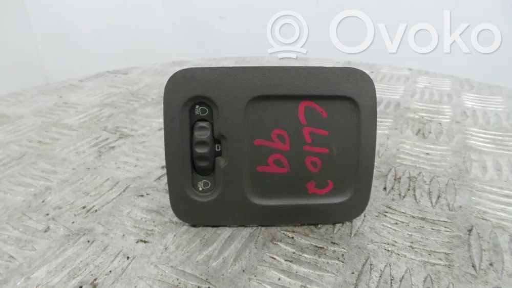 Renault Clio II Headlight level height control switch 