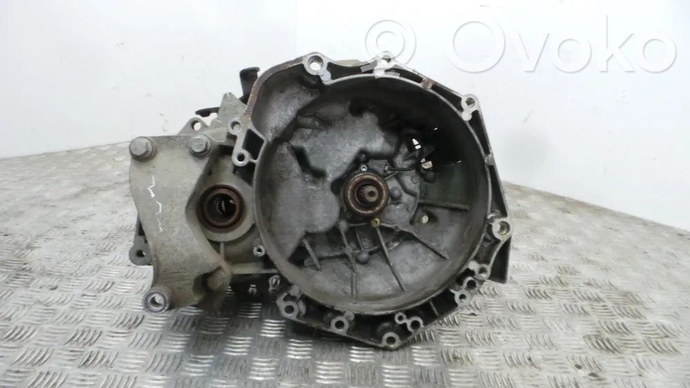 Saab 9-3 Ver2 Scatola del cambio manuale a 7 velocità 