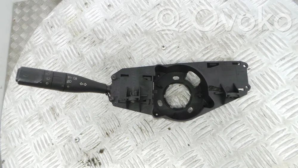 Peugeot 106 Lenkstockschalter Kombischalter Blinkerhebel / Lichthebel 