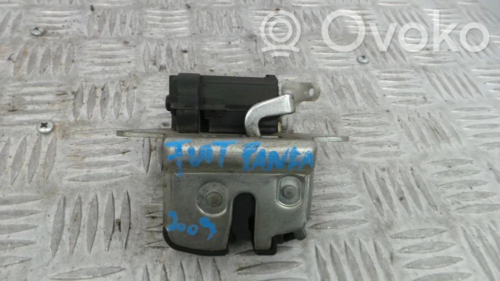 Fiat Panda II Zamek klapy tylnej / bagażnika 